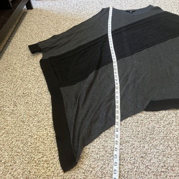 NWT Simply Vera Wang Womens Poncho Sweater Plus Size 3X Gray Black Lace MSRP $68 - Picture 7 of 9